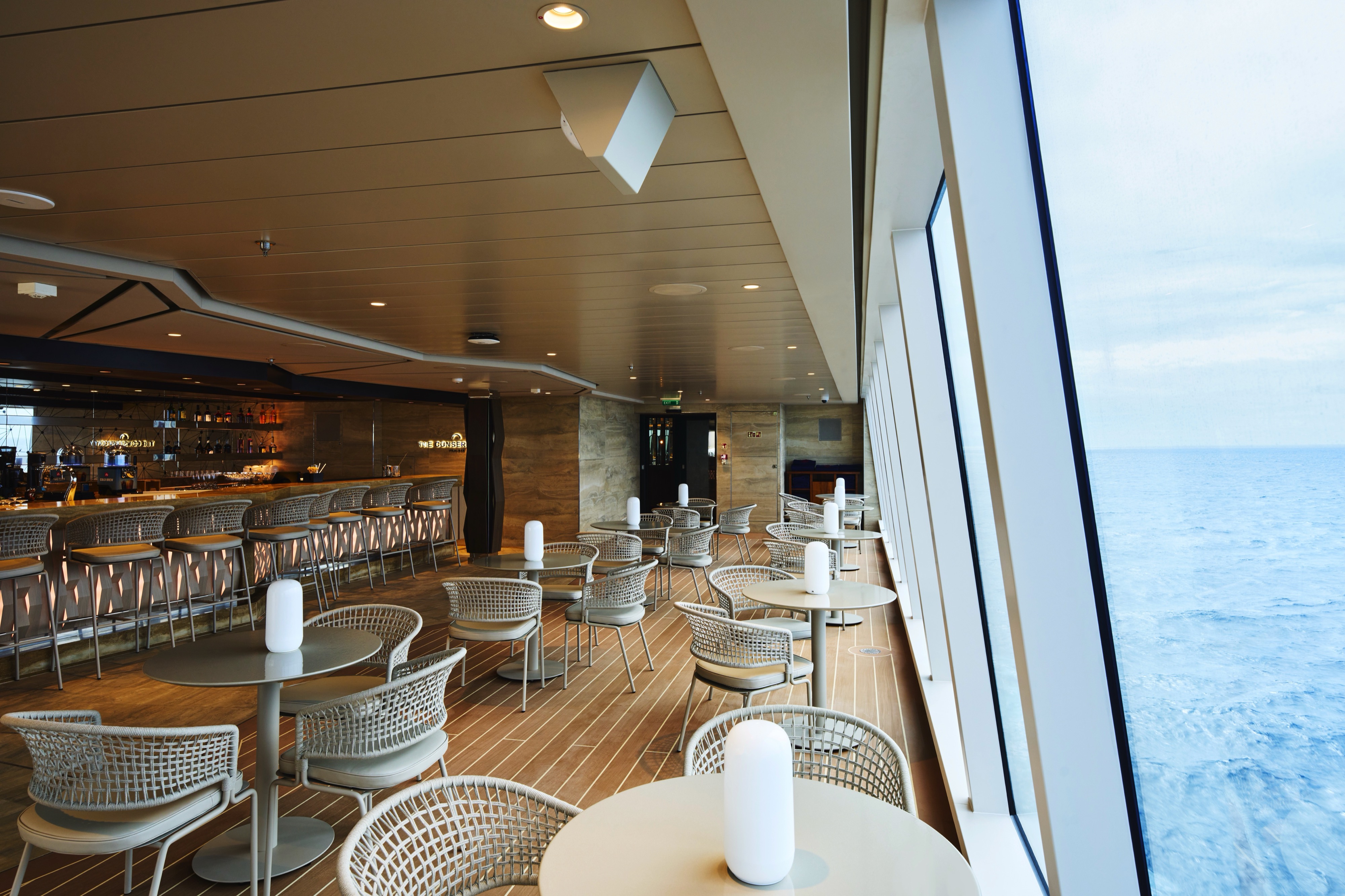 EXPLORA I - The Conservatory Pool & Bar